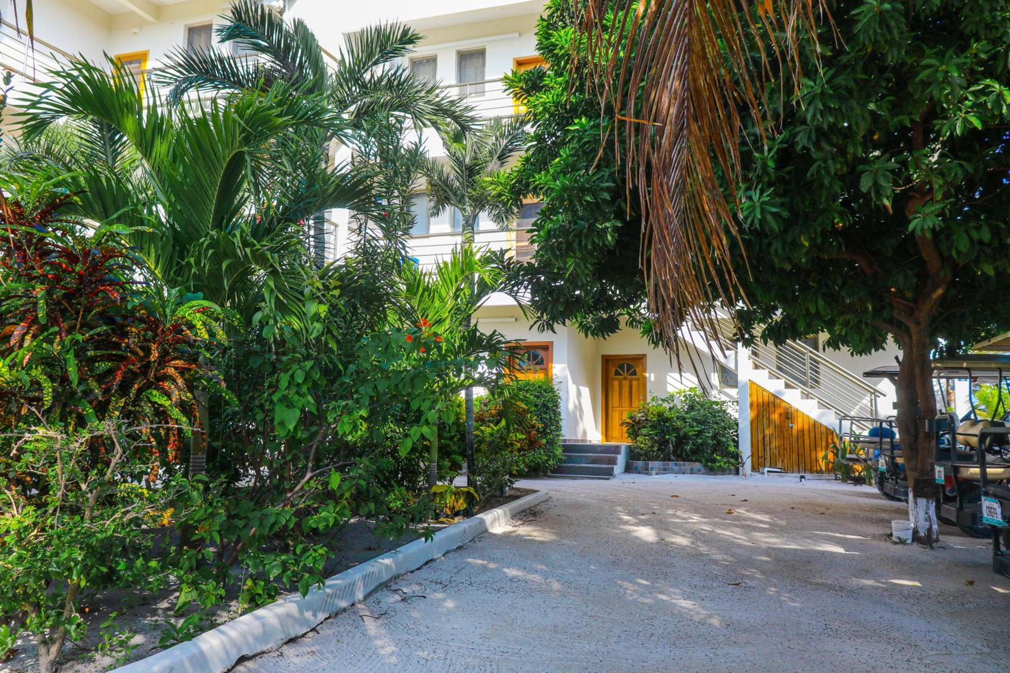 Blue Water Beach Villas San Pedro  Habitación foto