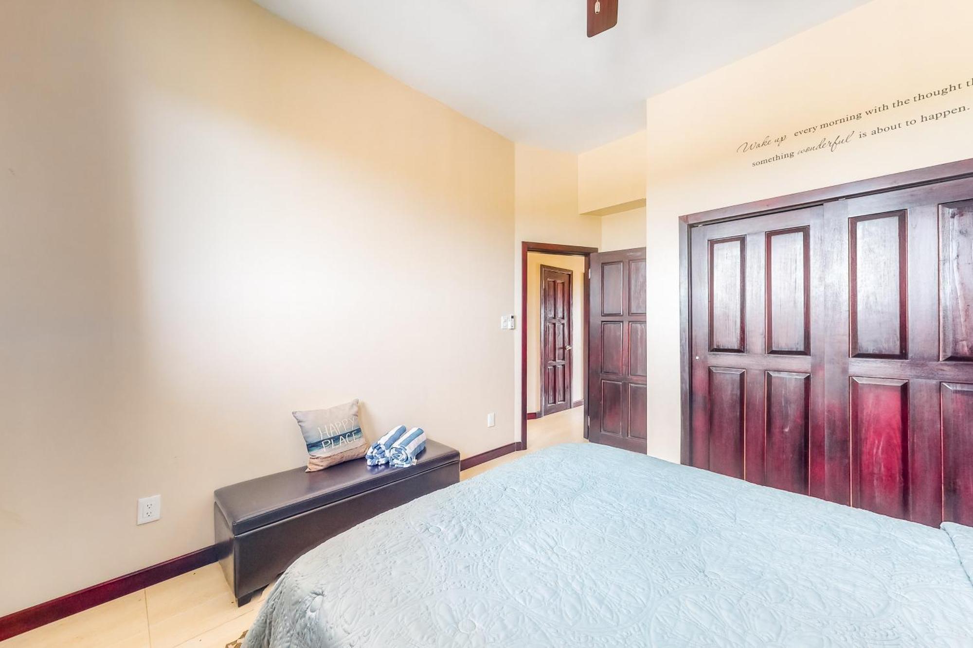 Blue Water Beach Villas San Pedro  Habitación foto