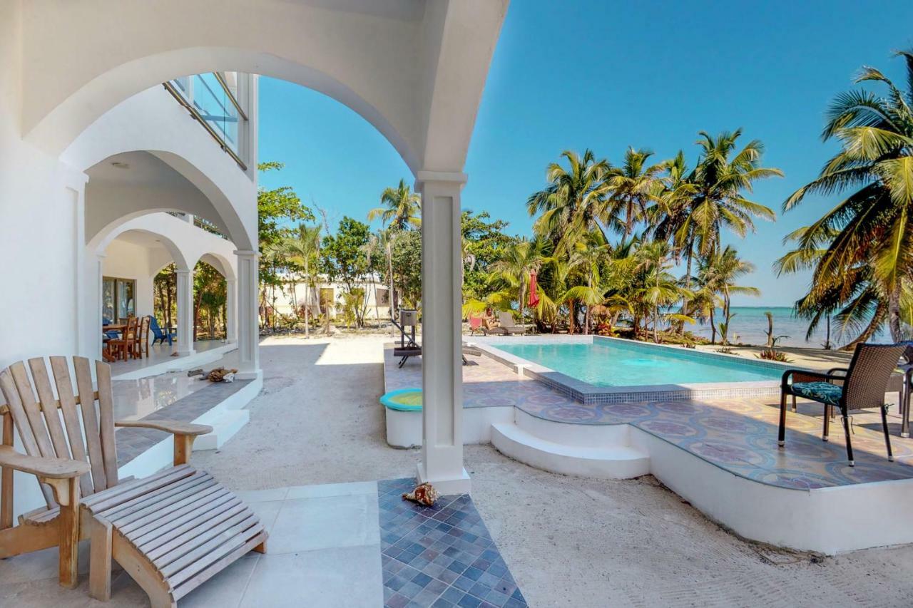 Blue Water Beach Villas San Pedro  Habitación foto